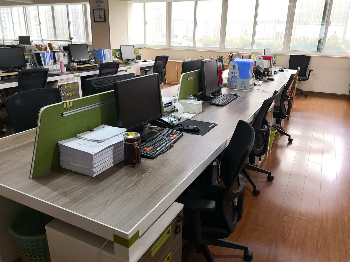 办公场所文明与设备管理的关键要素